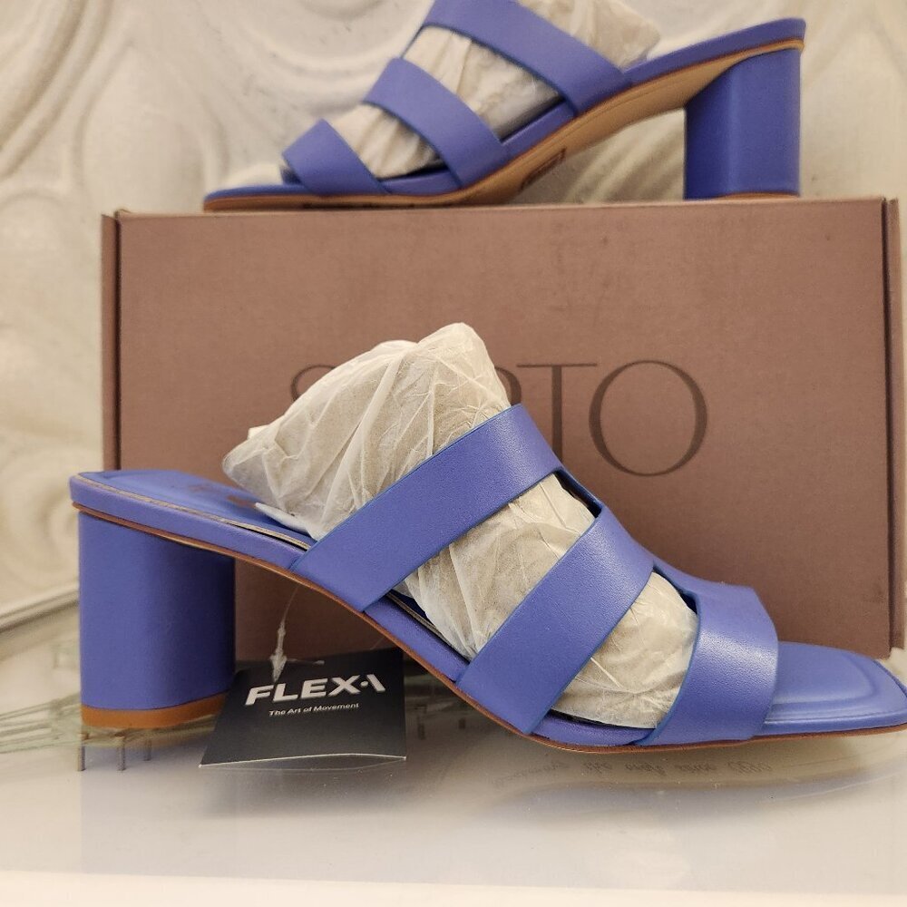 Sarto " Flexa Carly" Block Heeled Sandals. NIB. Size 8